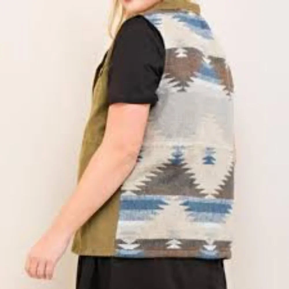 Entro Olive Green Sleeveless Aztec Utility Vest Small